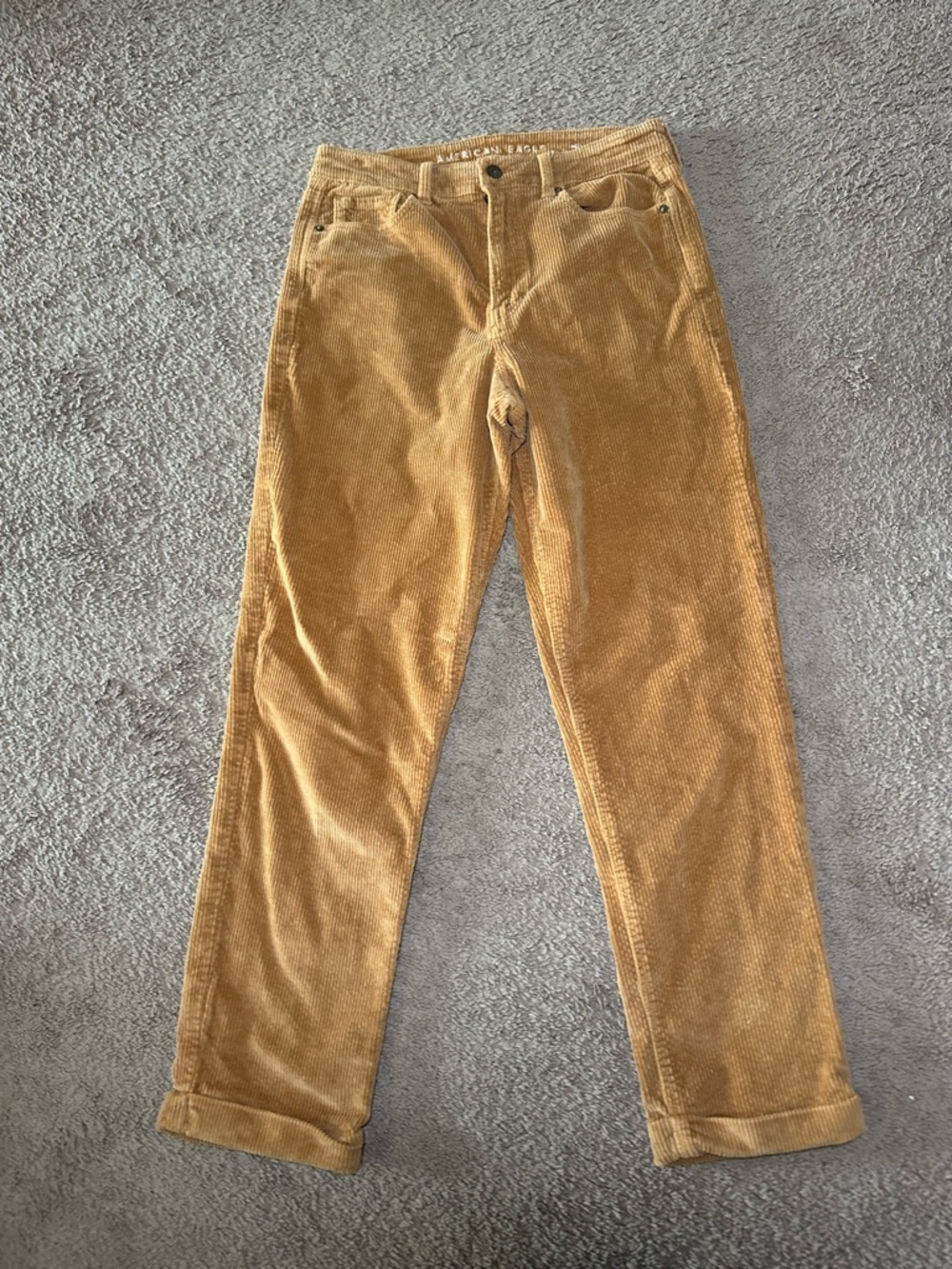 American Eagle Women’s Mom Jean Corduroy Super Stretch Pants Size 6